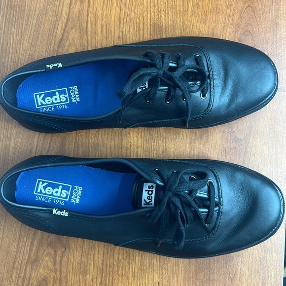 Keds - Leather Champion Originals - Woman’s 9XW - Picture 5 of 7